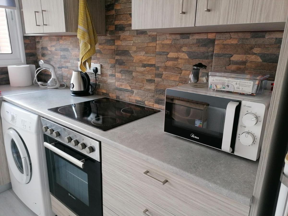 Elenas 1 Bedroom Apartment In Limassol Center エクステリア 写真