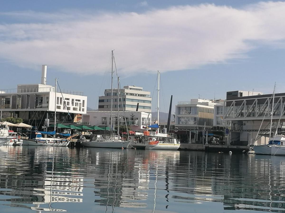 Elenas 1 Bedroom Apartment In Limassol Center エクステリア 写真
